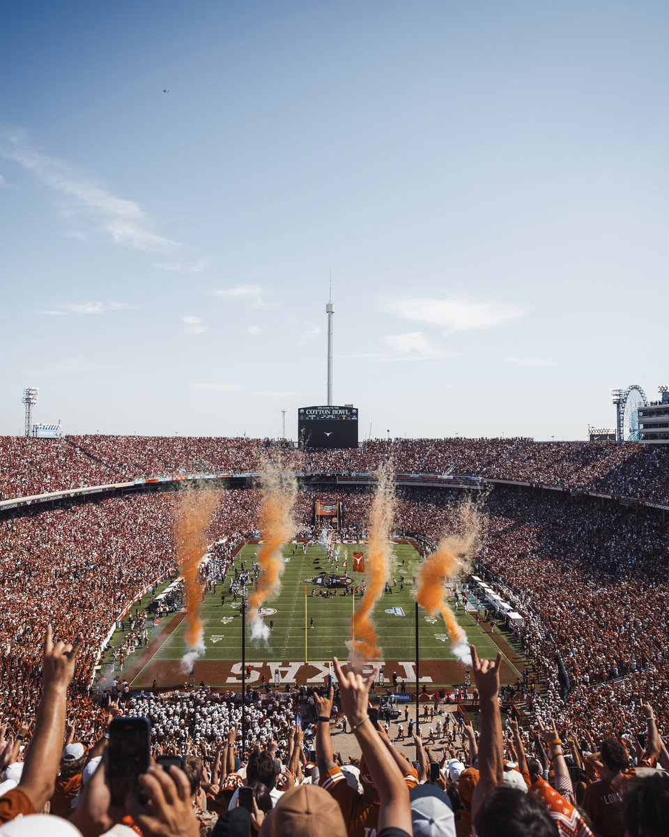 TexasFootball's tweet photo. 🚨TV Update🚨

Allstate Red River Rivalry
Saturday Oct. 10 | 2:30 PM CT
ABC https://t.co/aVm0iPSIse