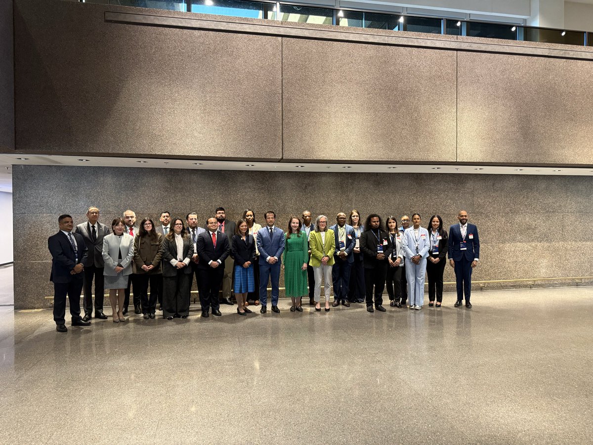 ColEmbCanada's tweet photo. Colombia participó en la 7ma Reunión del Grupo de Trabajo sobre Cooperación y Medidas de Fomento de la Confianza en el Ciberespacio de la OEA, realizada en Ottawa los días 23 y 24 de septiembre. El encuentro reunió a los Estados Miembros para fortalecer la cooperación regional https://t.co/hoDyr4h83a