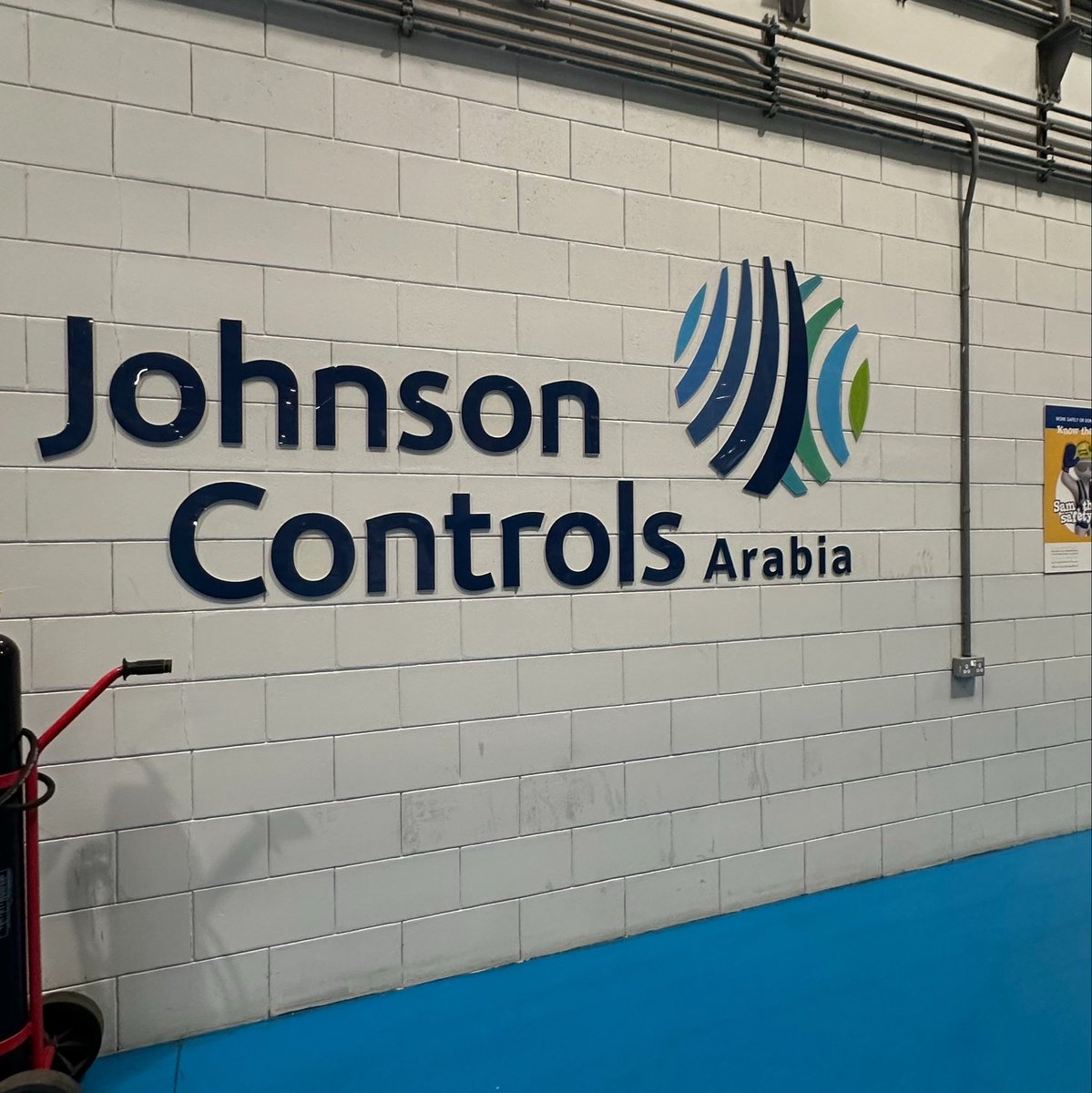 writtnbysh's tweet photo. A special opportunity with Bashoush Team to visit Johnson Controls an enriching and enjoyable experience 🙏🌟 https://t.co/iFS0L1Lf7b
