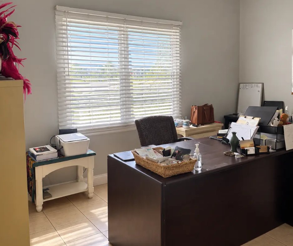 17_DegreesNorth's tweet photo. Diamond Unit 4: 2BR/1BA ground-floor condo in gated Carino Hamilton Estate, Nevis. 1,319 SF, AC, covered porch &amp; sea views. US$200,877.91 / EC$540,000. Details: https://t.co/kmHd21v0nG | 869-669-0214 #realestateinnevis #foreclosuresinnevis https://t.co/jxGPs10kI8