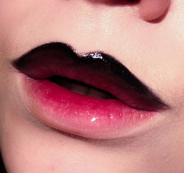 evergreenhues's tweet photo. dark cherry makeup 🍒🖤 https://t.co/3DeObscTWE