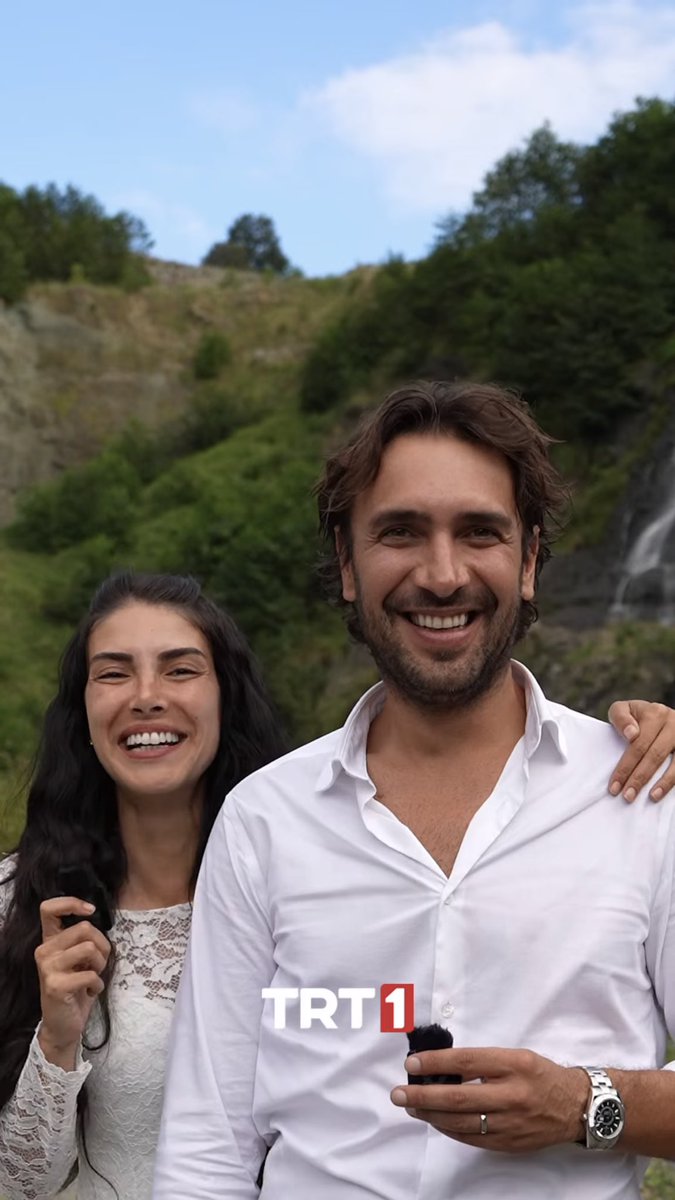 xir61s's tweet photo. الضحكات الحلوة 🥹❤️❤️❤️

#TaşacakBuDeniz 
#esdil https://t.co/P0zNmtjTBC