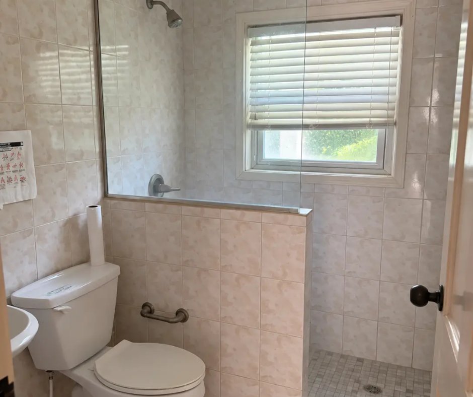 17_DegreesNorth's tweet photo. Diamond Unit 4: 2BR/1BA ground-floor condo in gated Carino Hamilton Estate, Nevis. 1,319 SF, AC, covered porch &amp; sea views. US$200,877.91 / EC$540,000. Details: https://t.co/kmHd21v0nG | 869-669-0214 #realestateinnevis #foreclosuresinnevis https://t.co/jxGPs10kI8