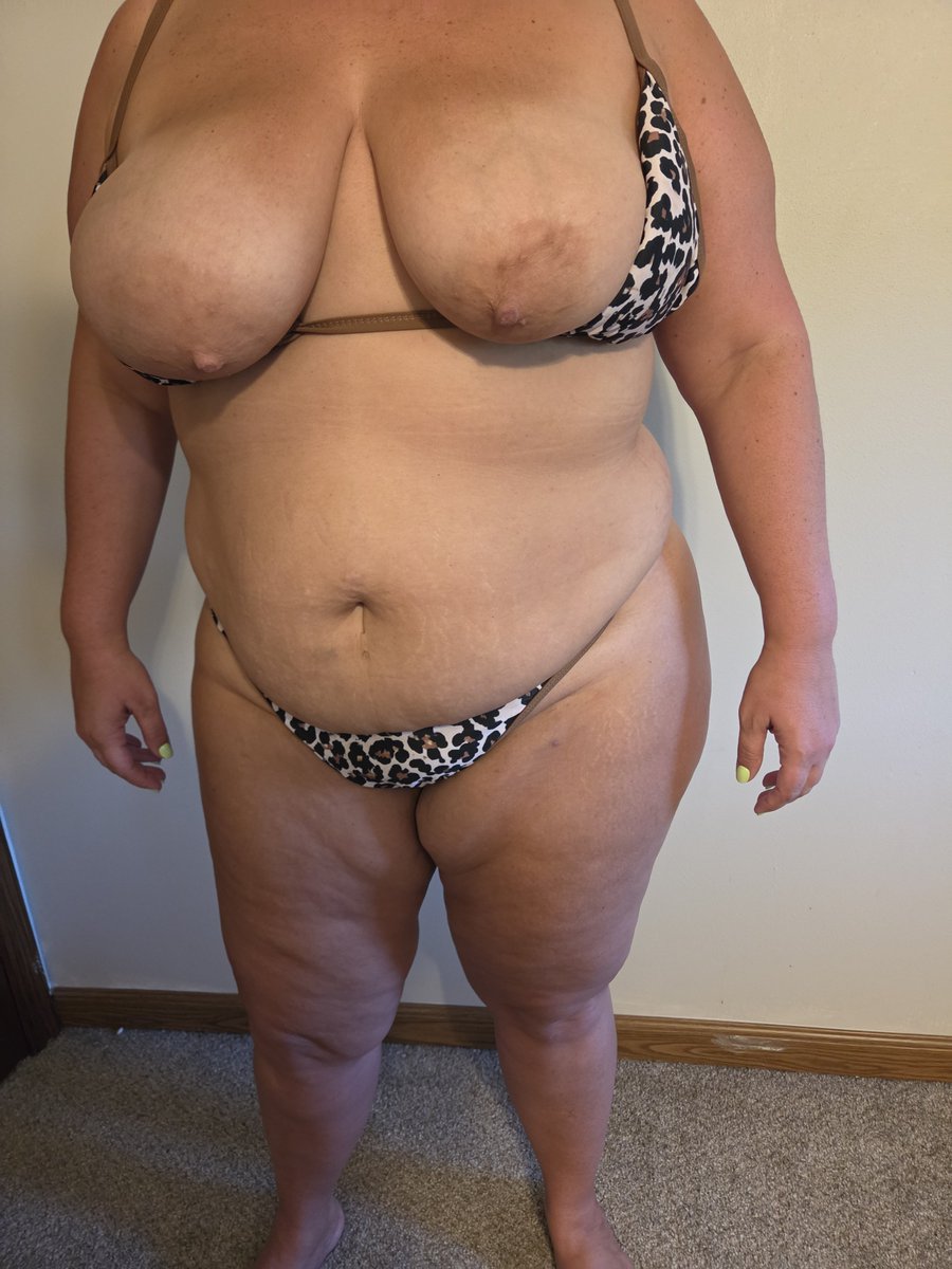 Briebottoms's tweet photo. Busted out of my bikini #bikini #bbw #onlyfans #bigass #xxx https://t.co/LmjQsLKpD2