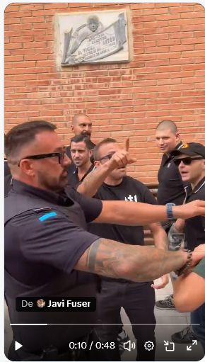 noegax's tweet photo. @caminantes21 Nazis vestidos de policía tengo localizado uno, el Jero de Torrepacheco. https://t.co/BKBQHddbgL