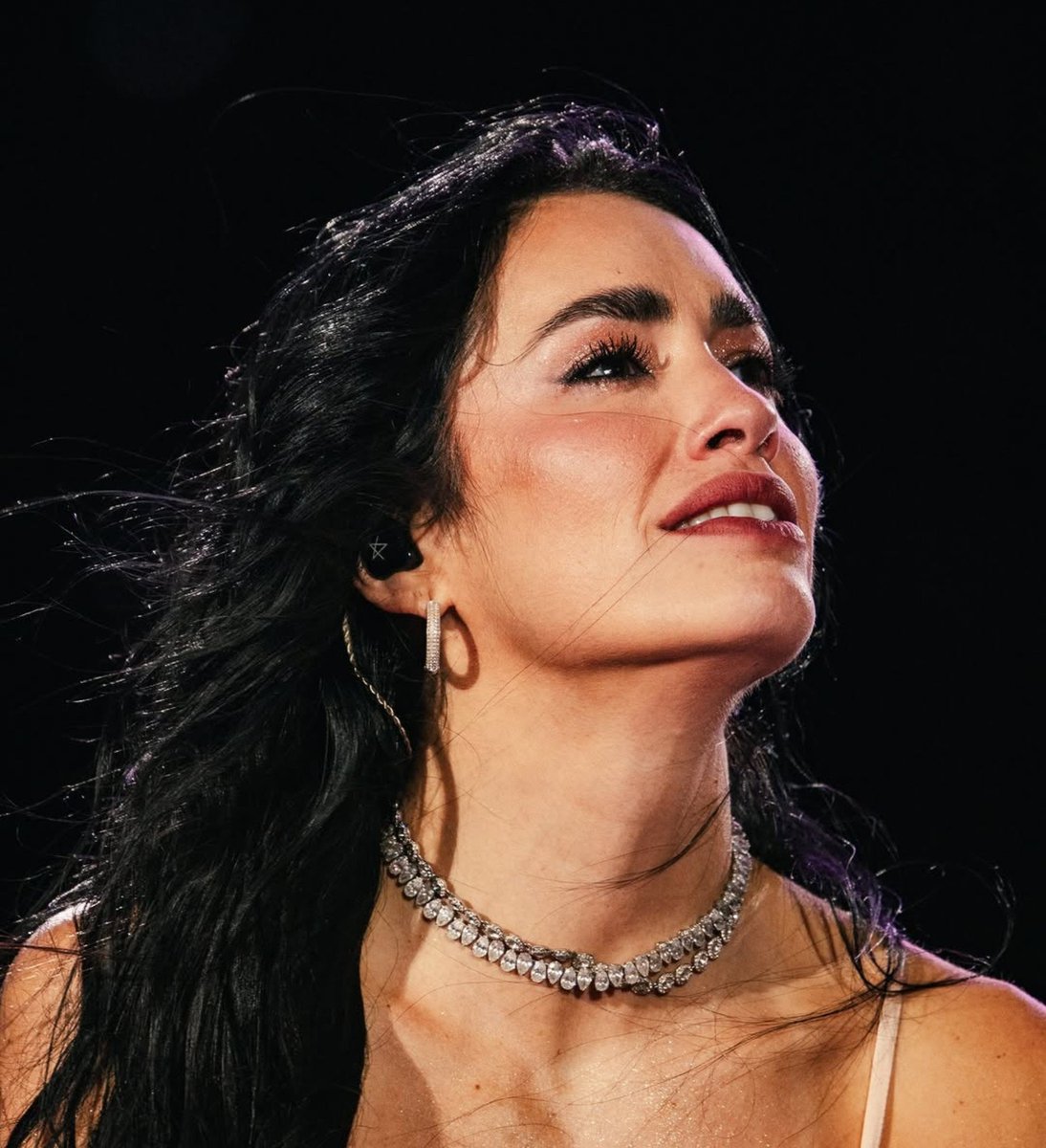 91lespos's tweet photo. te mereces tanto esto, sos inmensa lali te amo demasiado https://t.co/mBqJsXiW7P