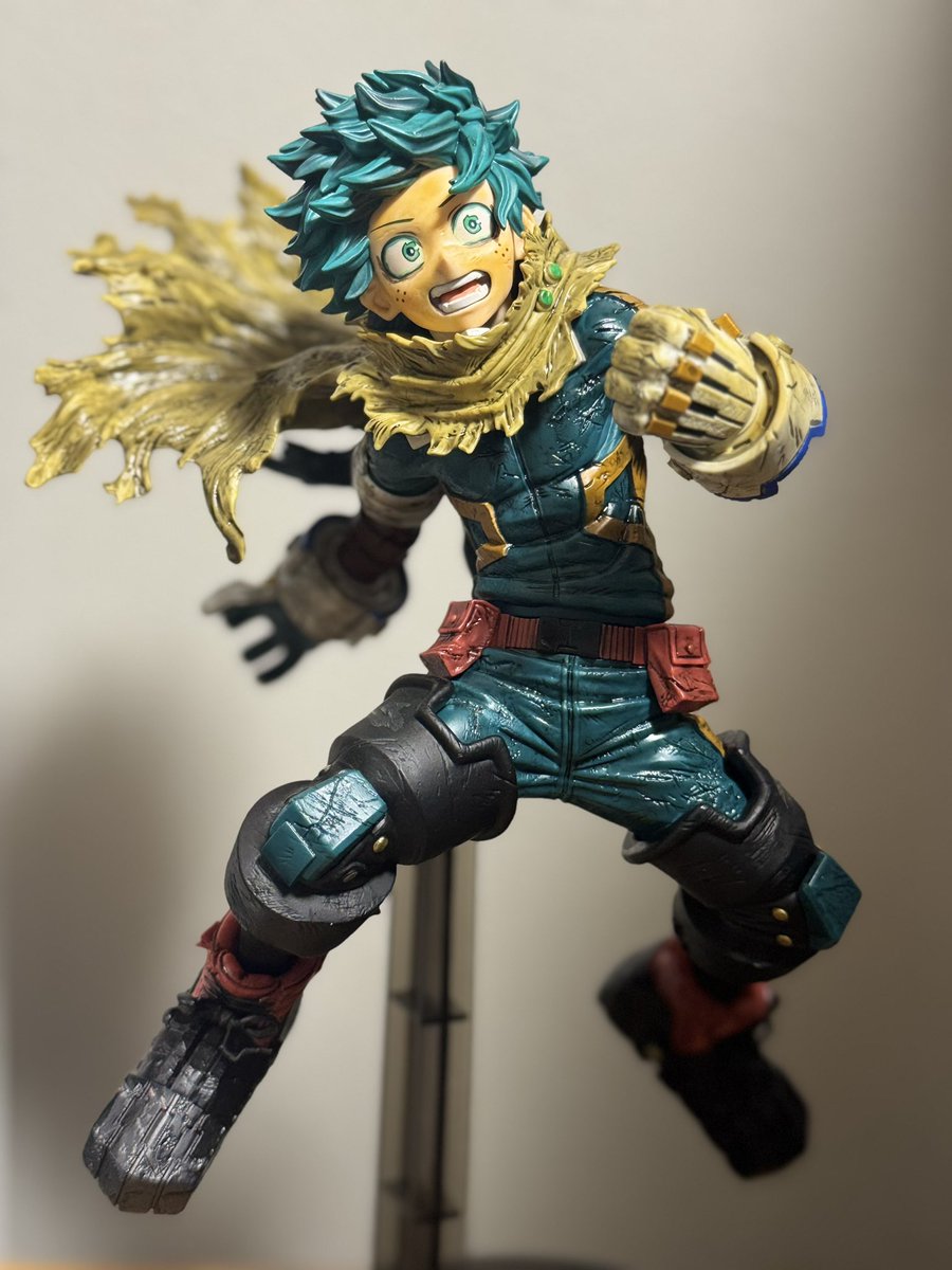 annepach_'s tweet photo. フィギュアのウェザリングは初。
今のプライズフィギュアのクオリティにはビビるわ…。ガンプラよりウェザリングが映える。
ヒロアカとクレゲにハマって新たな趣味になりそうな…。
before▶︎after載っけときます。
まだ途中だけどw

 #緑谷出久
 #MAXIMATIC https://t.co/R3Hw0pPlbj