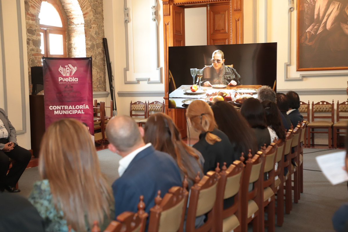pepechedrauimx's tweet photo. 🎥 Felicidades a las y los ganadores del concurso de cortometrajes “Por una Capital sin Corrupción” 🏆

Mi reconocimiento a las juventudes creadoras de “Ojos que no ven”, “La mordida” y “¿En qué sociedad prefieres vivir?”, quienes obtuvieron los tres primeros lugares destacando por su creatividad, así como su compromiso con la construcción de una capital transparente.

¡Enhorabuena! 👏🏼