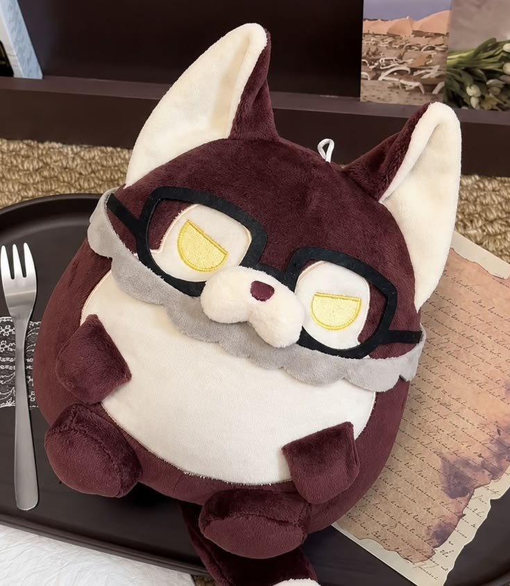 deepspacebride's tweet photo. Bro, the way everyone is making more money off Valko than Infold is LMAOOO 😂😂 The money has been chasing them, but they’re faster 🙂‍↕️🙂‍↕️ All the Valko merch Infold don't release, god-tier fans are making themselves.😍😍 #bringvalkoback #valkoisloved #valko @Love_Deepspace https://t.co/WG5nCb54Wl