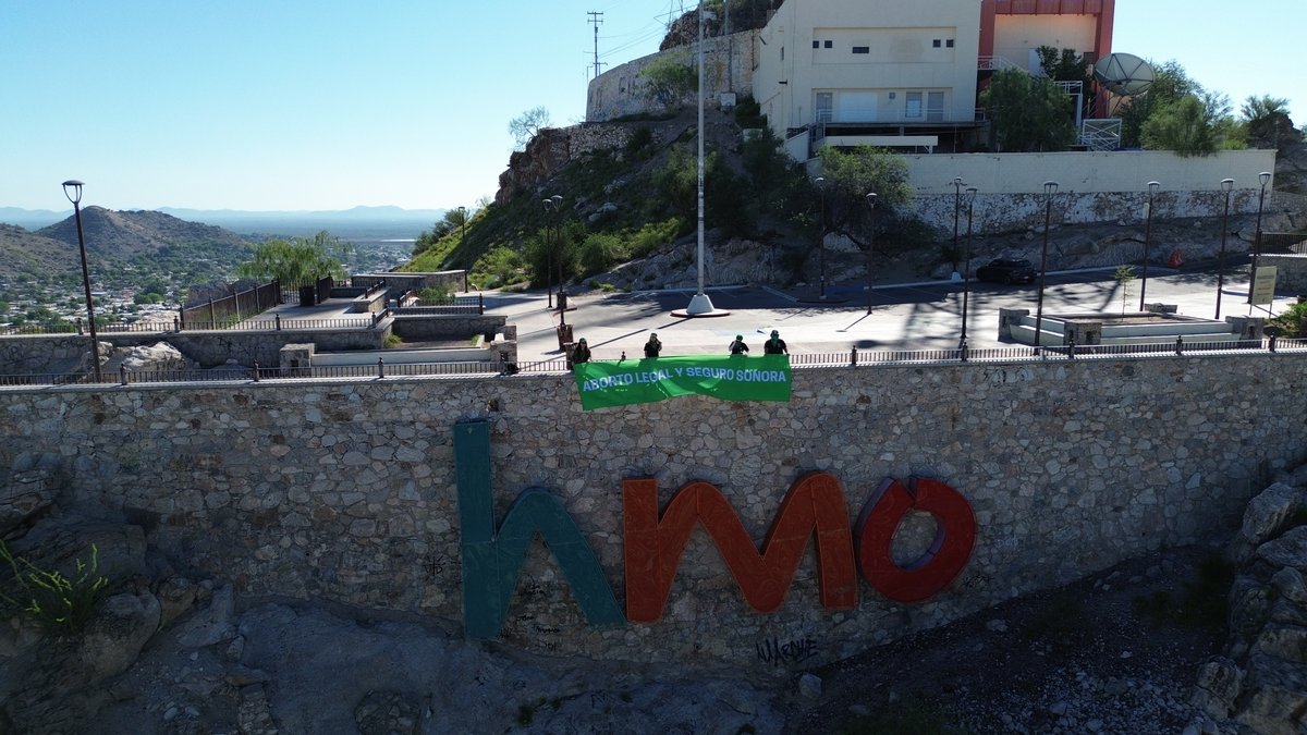 MxMareaVerde's tweet photo. Este #28S, organizaciones y colectivas en Durango, Guanajuato, Morelos, Nuevo León, Querétaro, Sonora y Tamaulipas lo gritan fuerte y claro:
¡Aborto Legal y Seguro para todas y todes! ✊🏽🌊 💚
#QueSubaLaMarea https://t.co/Vx7ROVCsq5