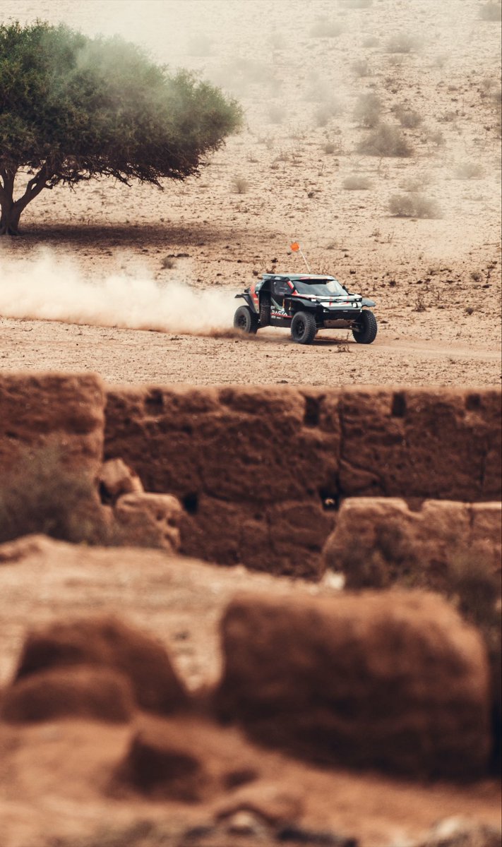 SebastienLoeb's tweet photo. First taste of morocco today 😌

Shakedown ✔️

#TheDaciaSandriders #W2RC #RedBull #RichardMille #BFGoodrich #Bardahl #Bell #FrancePareBrise https://t.co/BswIt0IA0W