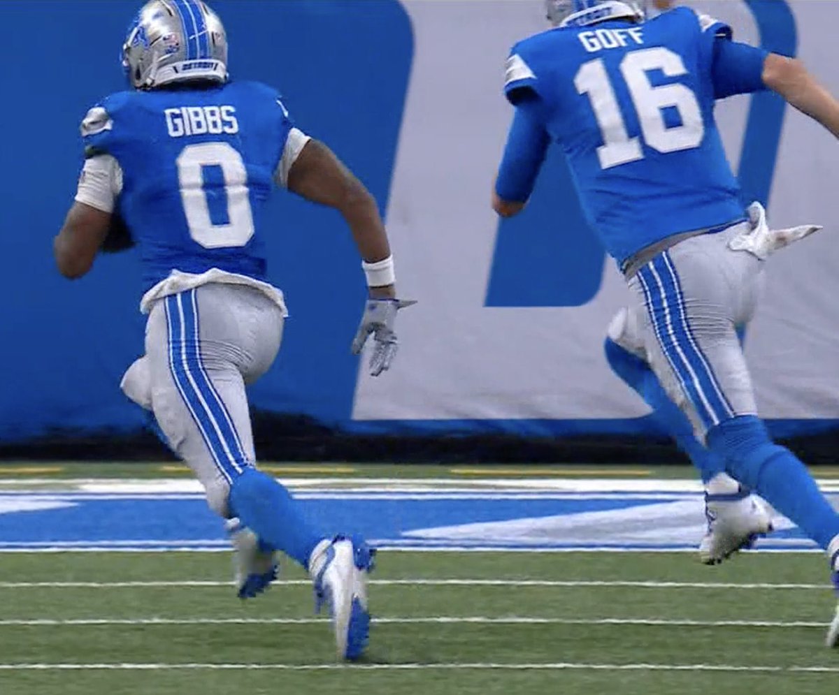 GibbsAttorney's tweet photo. To all who celebrate, happy victory Monday. #OnePride  

This picture will always make me laugh 😂 https://t.co/3zGfasHnbw