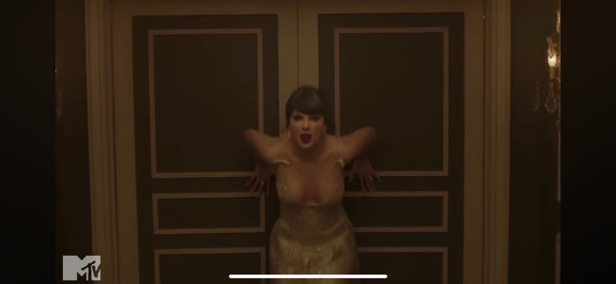 Stevensully99's tweet photo. Thinking about Taylor being the one to literally open the door for him https://t.co/iOGE6KB7hH