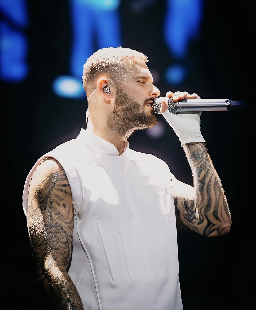 MPBE's tweet photo. Quelques photos prises au concert d’hier à Forest National ! 🤩🕺🎤  @MPokora 

📸 Instant’anne Photography https://t.co/VDehN2VGHA