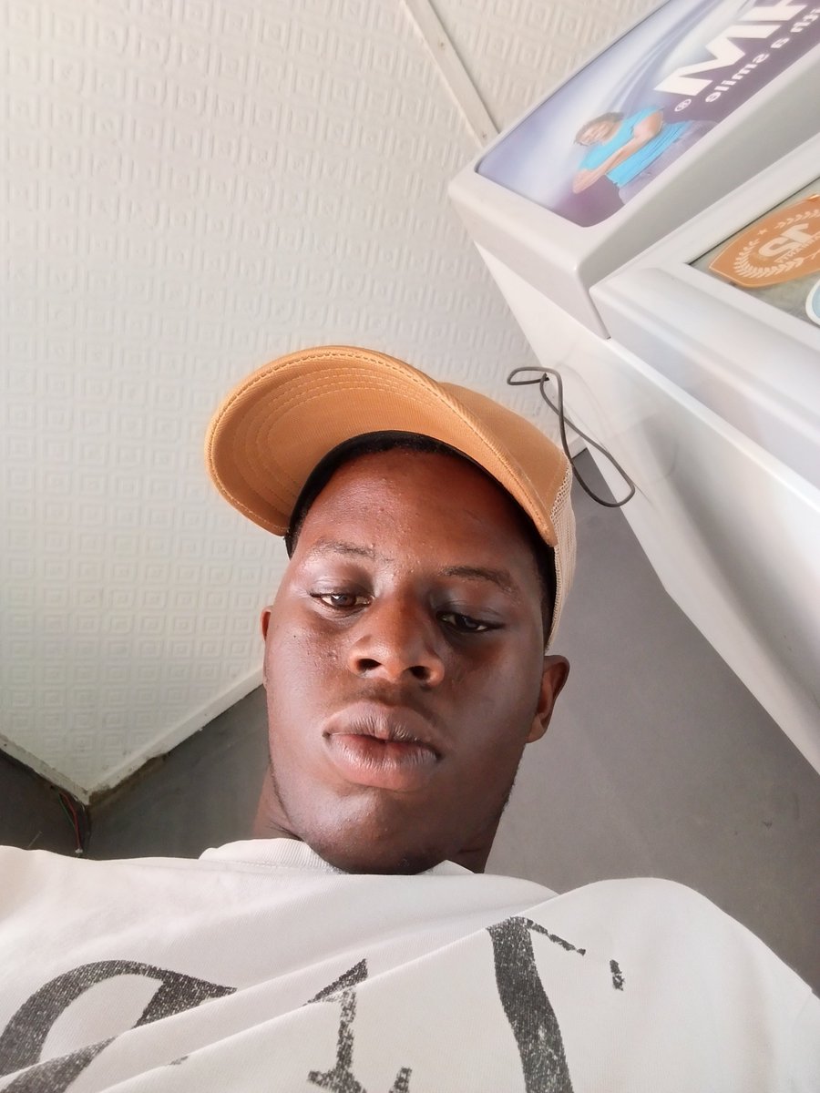 onlymatrixz's tweet photo. Jesus died at the age of 33 and you're praying for long life. #fool https://t.co/dwrip0Gbru