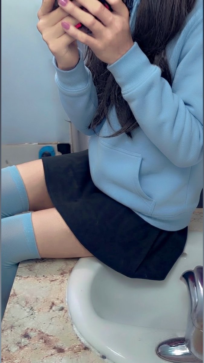 Rockie368's tweet photo. Fine😖❤️ 

#femboy https://t.co/0E1VUWAUmz