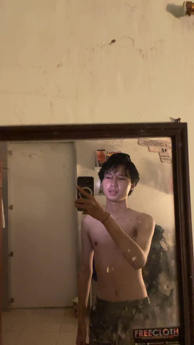 2pacbock's tweet photo. good night moots 😛 https://t.co/lvoSKKAVdB
