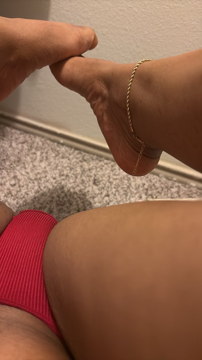 naye0ri's tweet photo. Come lick on fat ma🤭 #blackfreak #prettypussy #wet #smtx https://t.co/S6YZiMwNTh