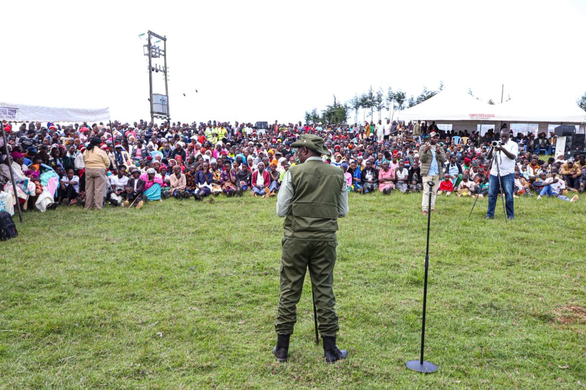 Eng_F_Ngeno's tweet photo. As part of his tour to Mau Forest Complex, the Chief of Staff and Head of the Public Service, @koske_felix commissioned Kabteta Farmers Co-operative Society in Kuresoi North, Nakuru County, as part of the ongoing efforts to strengthen livelihoods under the @MauForest_iclip. https://t.co/jvpQma59Fv