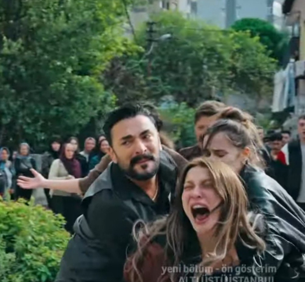 Nour5980's tweet photo. Onu Sarılmak istiyorum😭😭❤️‍🩹 https://t.co/gzfJYDmHrg