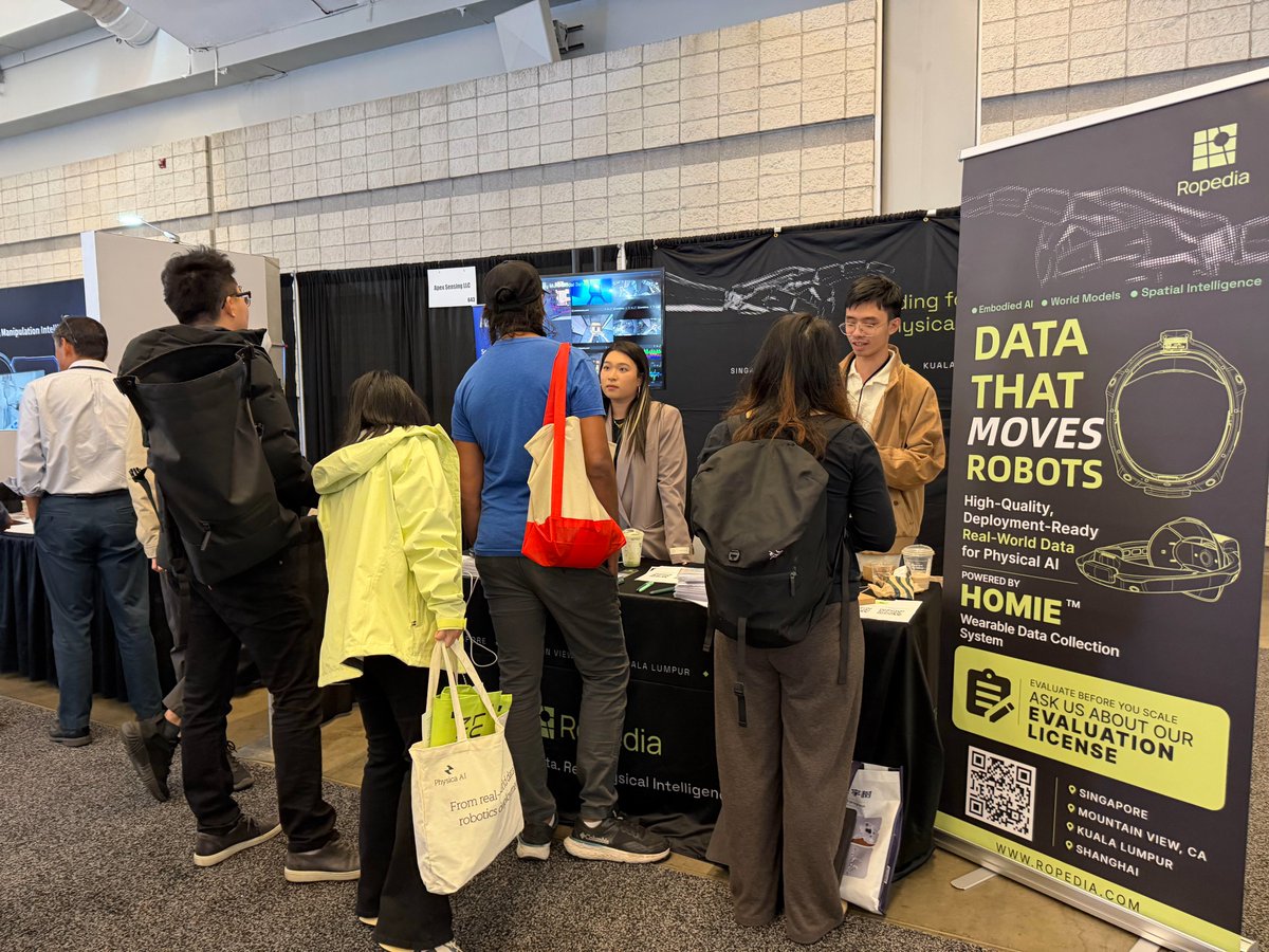 ropedia_ai's tweet photo. Our booth at IROS has been buzzing with visitors!
It’s been great welcoming everyone to Booth 742 to explore Ropedia and try Homie Gen 2 firsthand.
Thanks to everyone who stopped by—we look forward to meeting more of you at IROS!
#IROS #Ropedia #HomieGen2 #Robotics https://t.co/GKuKNBSwgG