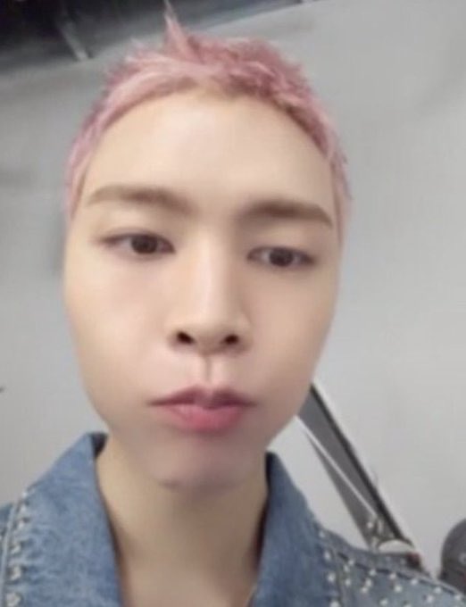 jesss_127's tweet photo. J’aime tlm cette photo que j’ai envie de mettre cette photo en pp https://t.co/tsuRKBWKIV