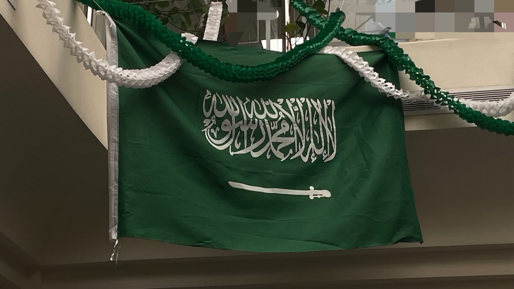 lioa_w's tweet photo. فداك عمري كله 
يا اطهر واغلى ارض💚 https://t.co/v85aLjPcEt