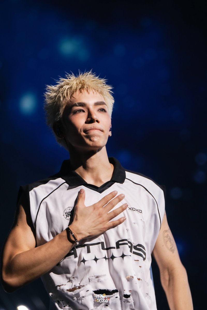 fevumb's tweet photo. 27092026 : JET LOOK 12 🧡🤍

#JetATLAS 
#ATLASRisingUpConcertatImpact
#ATLASRisingUpConcert https://t.co/HKCLHKrgpI