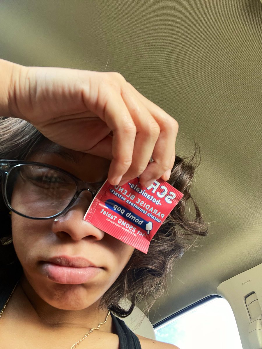 saybadsh1t's tweet photo. morning perc 💞 250mg  #drugtwt https://t.co/r8a8uuVuqI