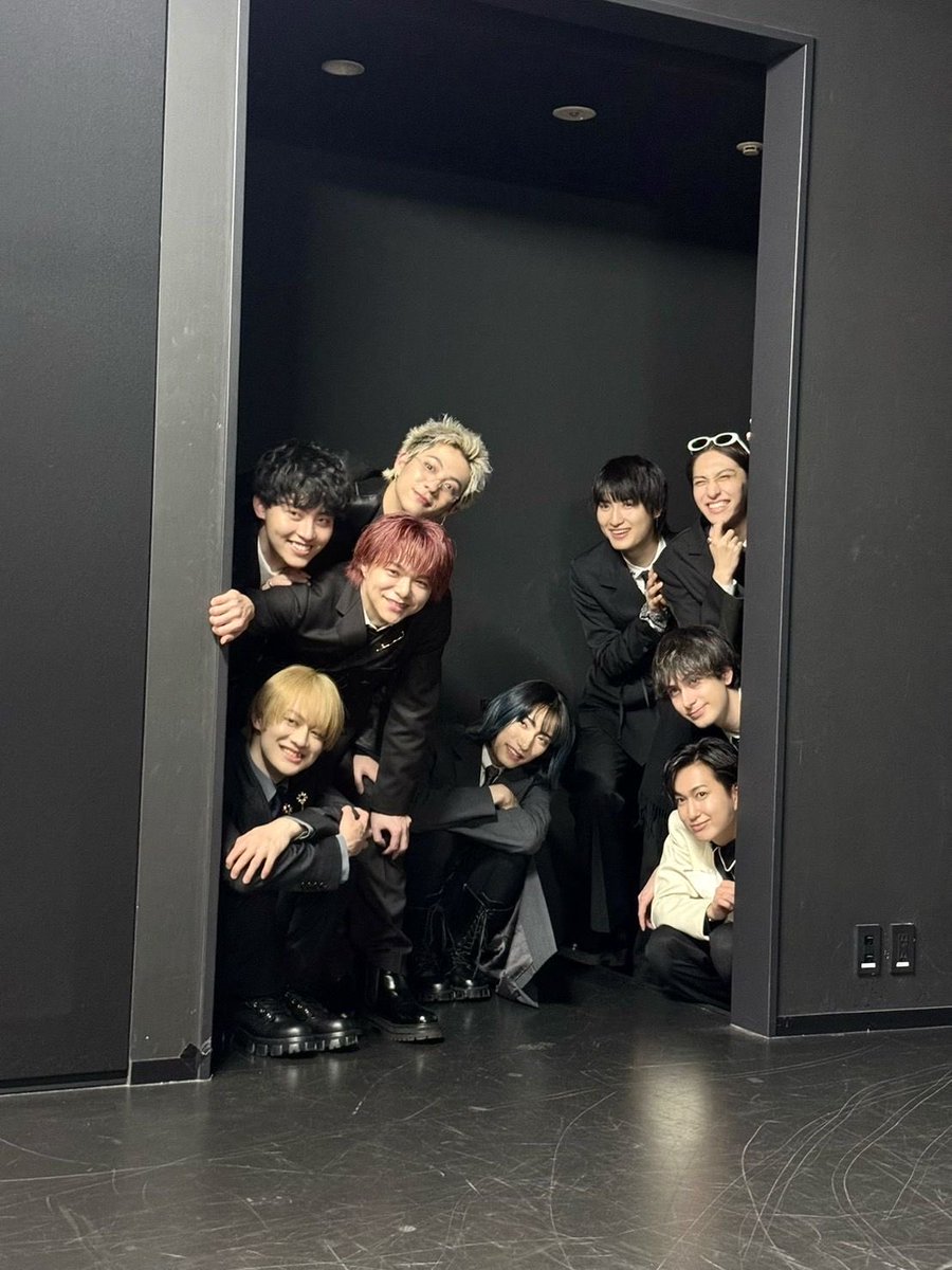 yutyangies's tweet photo. jo1 as super★dragon members, a thread 🧵 https://t.co/WWDhY1l79S