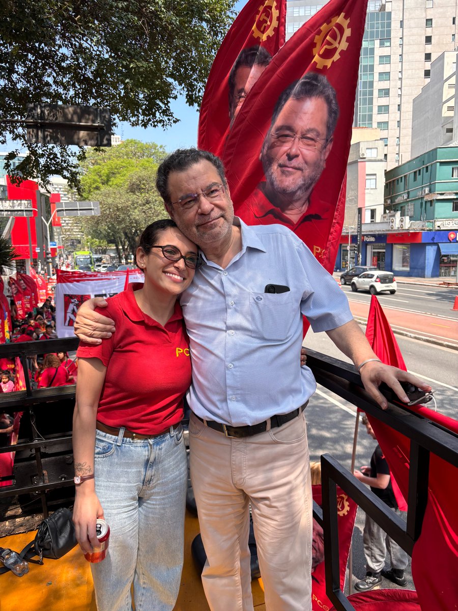 izadoradias29's tweet photo. Rui, um homem íntegro, sábio e justo. Um mestre, com as mais dignas qualidades para a juventude do PCO. O melhor que poderíamos ter. https://t.co/6IHac8OnuK