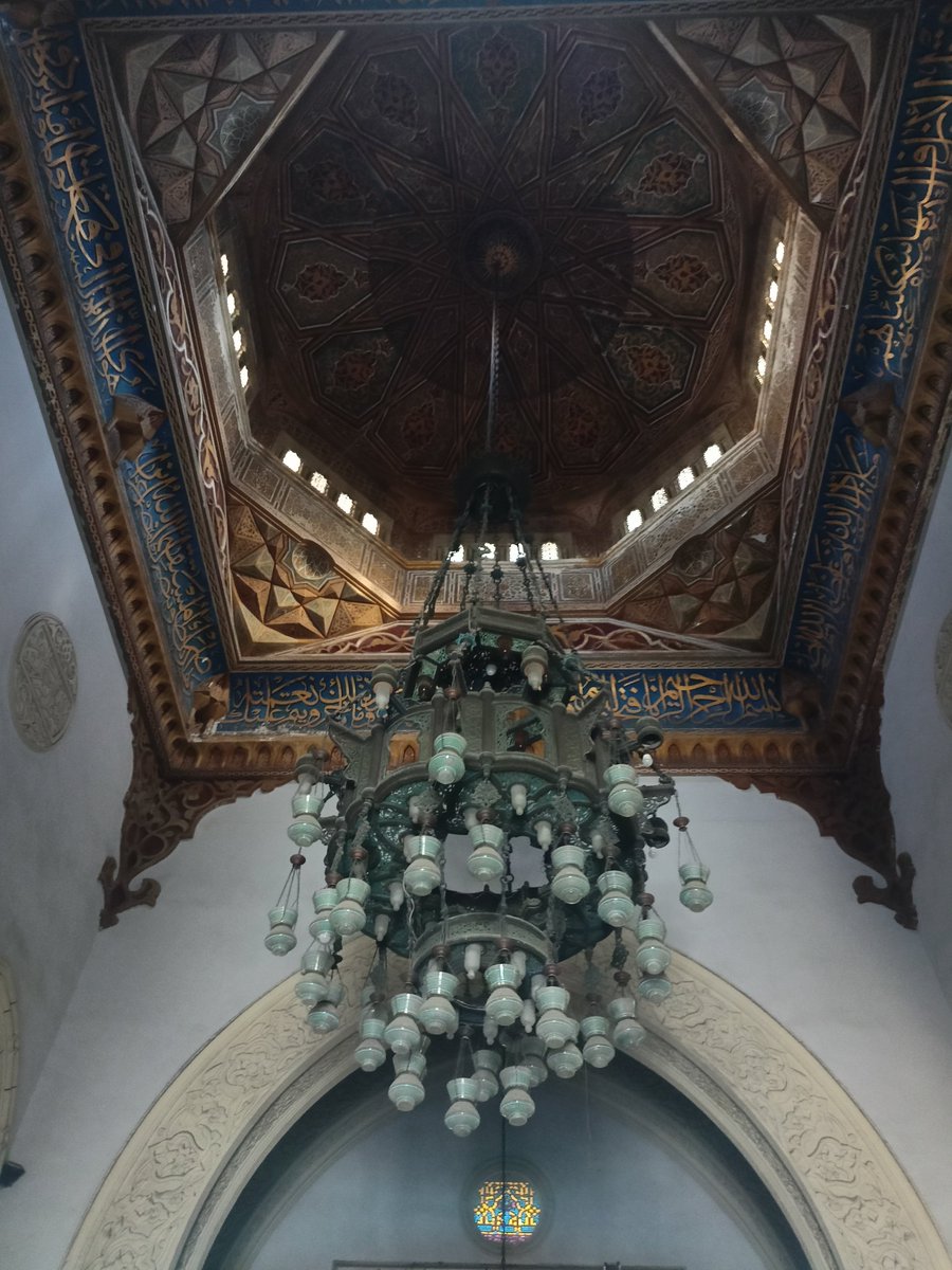 Nada3mad116's tweet photo. يوم برفقة صديقة بعد غياب، وحديث حول المحاولات وإحباطات الحياة المتتالية وأحوال البلاد والعباد.

استمع إلىAmr Diab - El Madeena  1984 عمرو دياب - المدينة عبر BN #SoundCloudCloud https://t.co/8tjQ2RlGlZ https://t.co/dajPN99T2d