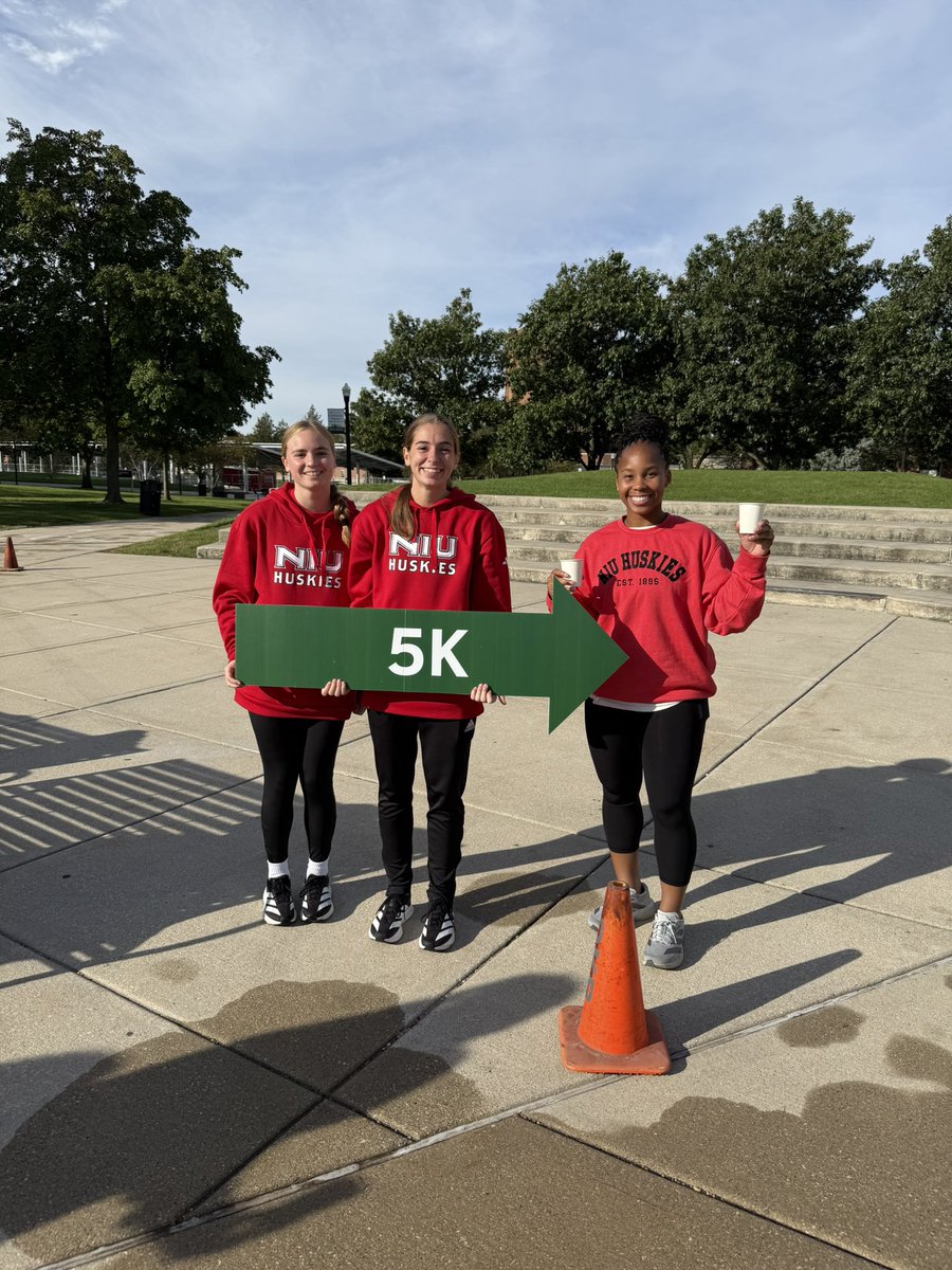 GoHuskiesWBB's tweet photo. Thank you @dekalbcornclassic and Walk to End Alzheimer’s for having us! 🤝 We enjoyed being able to contribute to both events and support our community.
#OnePack | #RunAsOne https://t.co/wI6G7R5vS1