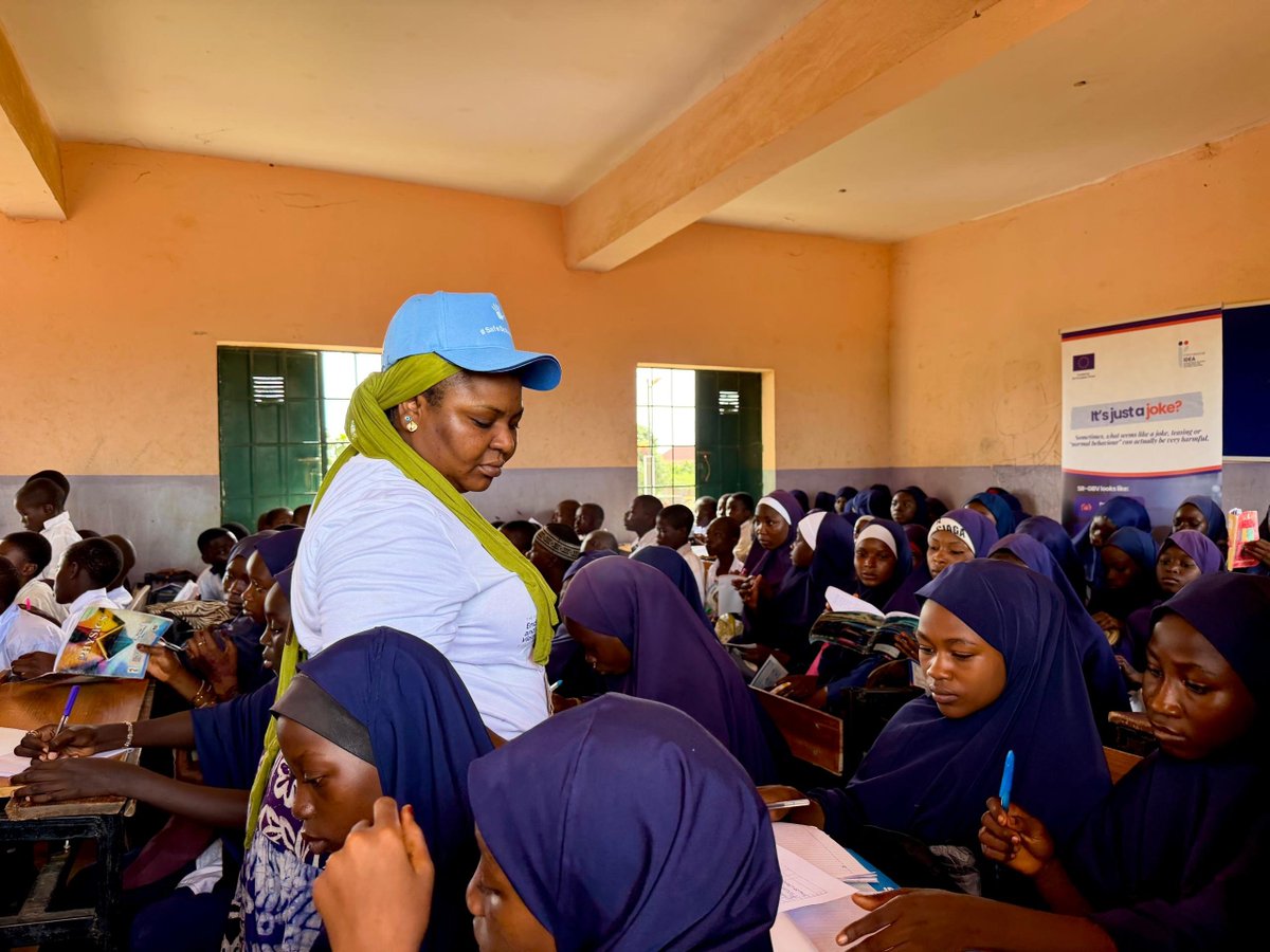 ESGBV_NG's tweet photo. @IntIDEA_NG ...Tankiruwa, Rigasa. Students engaged with practical guidance on recognising sexual and gender-based violence, understanding consent and bodily autonomy, setting boundaries, using the buddy system and responding safely to situations involving abuse, coercion and digital... https://t.co/VAVLOAEkZI