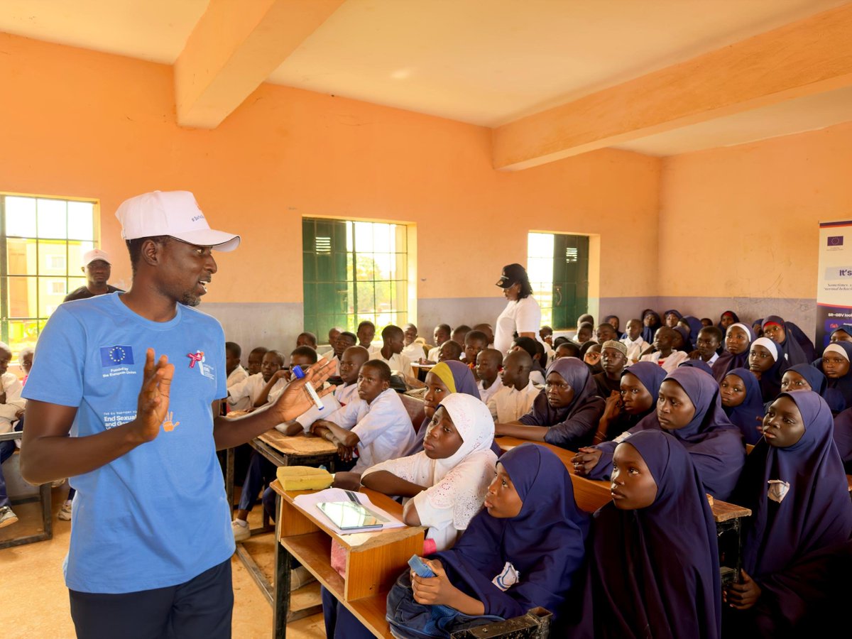 ESGBV_NG's tweet photo. @IntIDEA_NG ...with the Nigeria Police Force, NAPTIP, the Ministry of Women Affairs and Social Development, the Ministry of Justice, CSOs and the media, took this message directly to Government Basic Secondary School, Unguwan Mu’azu, and Umar Idris Government Secondary School, Unguwan... https://t.co/2YUq1Wueto