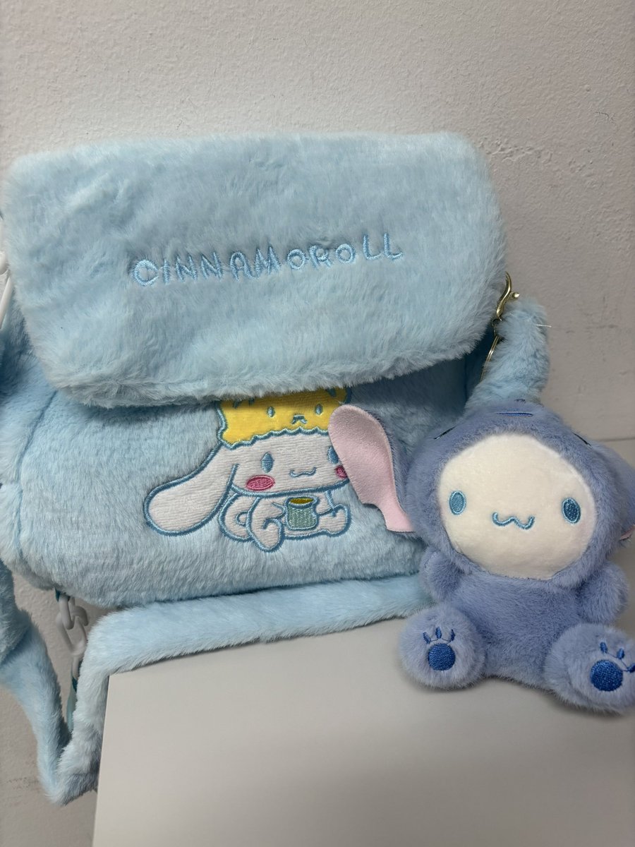 daggwers's tweet photo. amo o cinnamoroll ate porque a gente nunca enjoa das coisas que realmente amamos https://t.co/hzOkMvmXf0