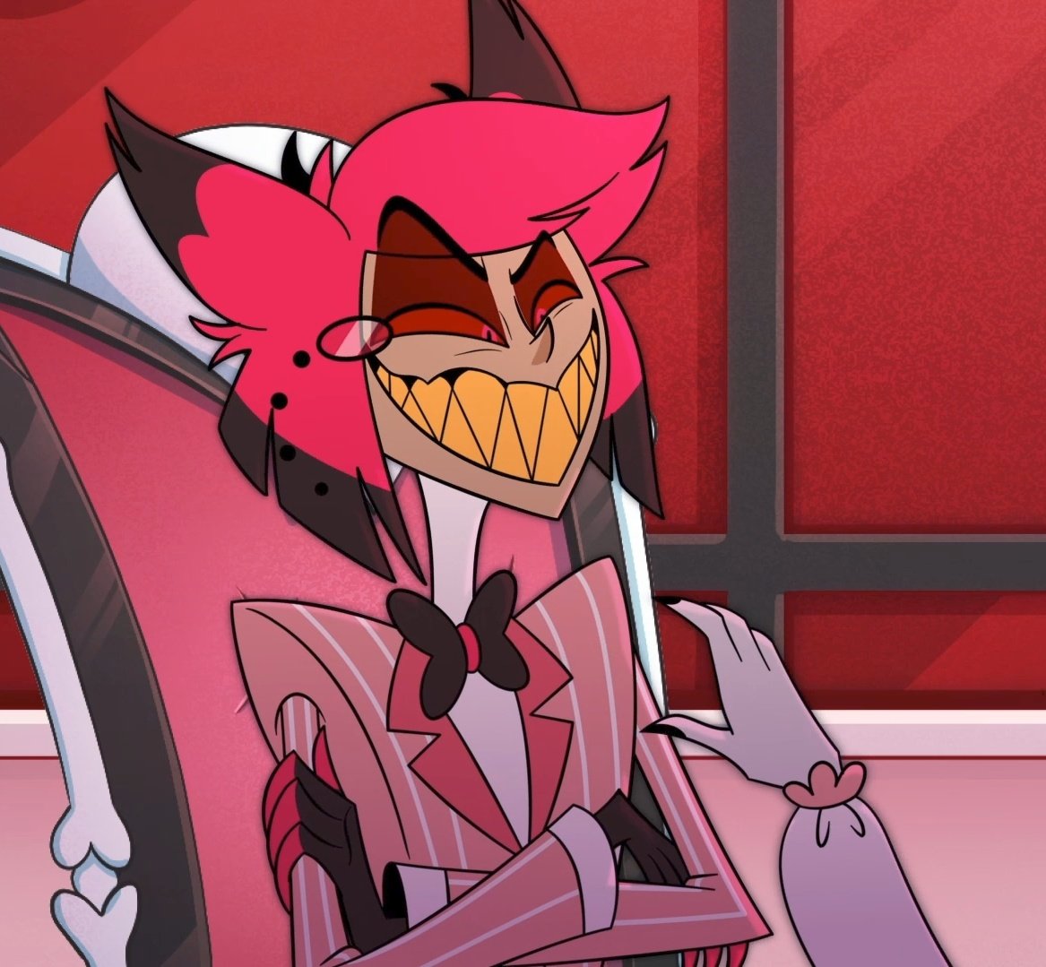 chikoritta_mint's tweet photo. Look at that little guy. It would take traumatic brain injury to redeem him.
#HazbinHotel #Alastor https://t.co/QmmpTFsL4W