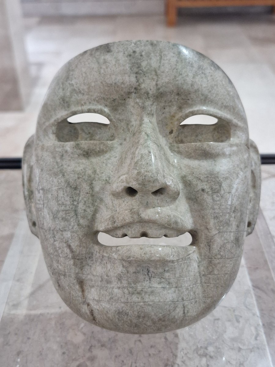 LeoLopezLujan's tweet photo. ROSTROS DEL PASADO
   Máscara olmeca, Arroyo Pesquero, Veracruz, 900-400 a.C. MAX, Xalapa. https://t.co/J8bPQXN2cN