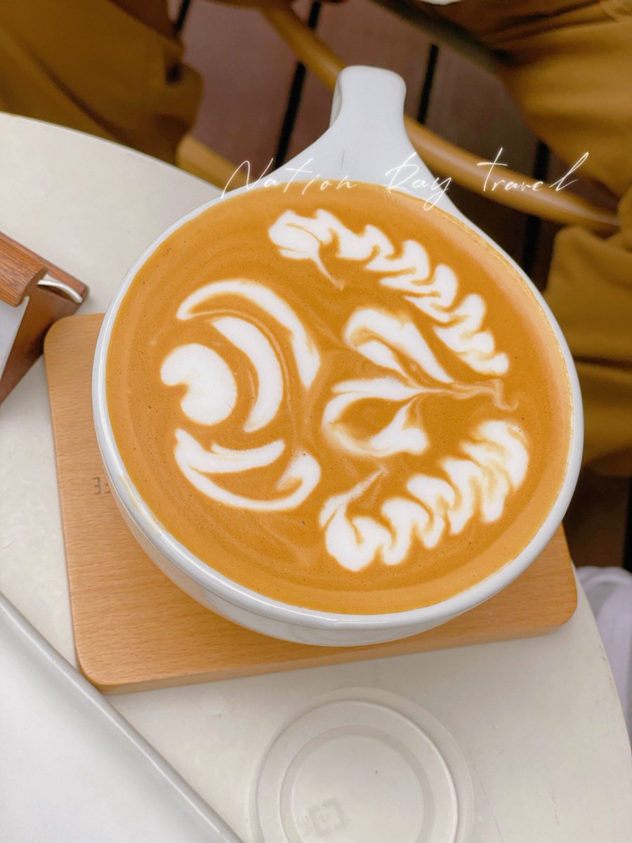eleanorePoldo8's tweet photo. Hoy terminé un informe importante y me tomé un café especial para celebrar, pequeos placeres que animan la jornada laboral!， https://t.co/X5t0OZXNho