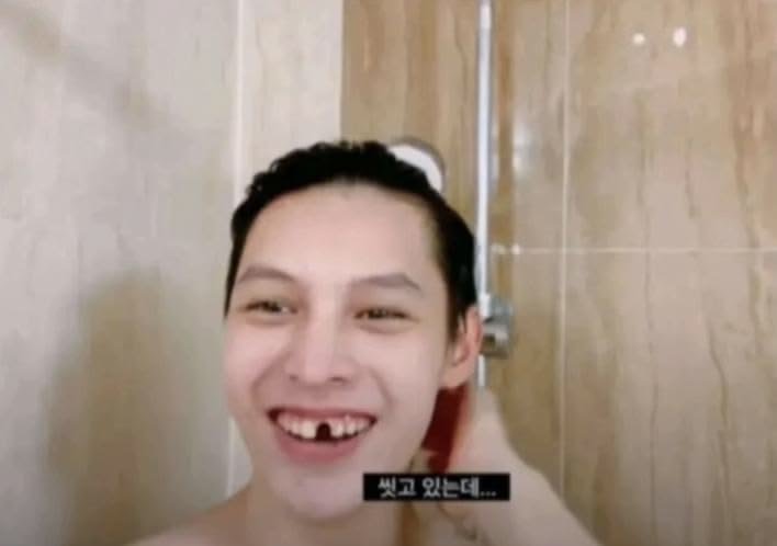 JohnSmithdnjm's tweet photo. @bibiellaa__ @sorriso_winter tu e fa do cortis kkkkkkkkj https://t.co/PgvdMBdNdM
