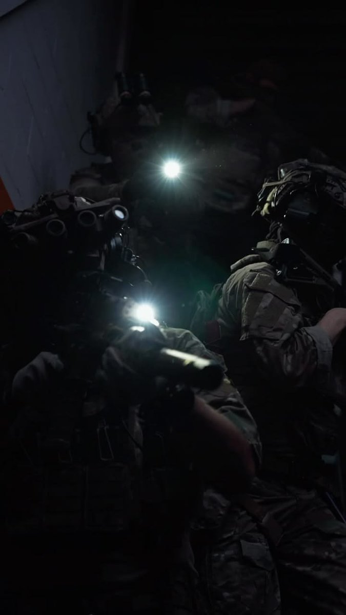 Military008 tweet picture