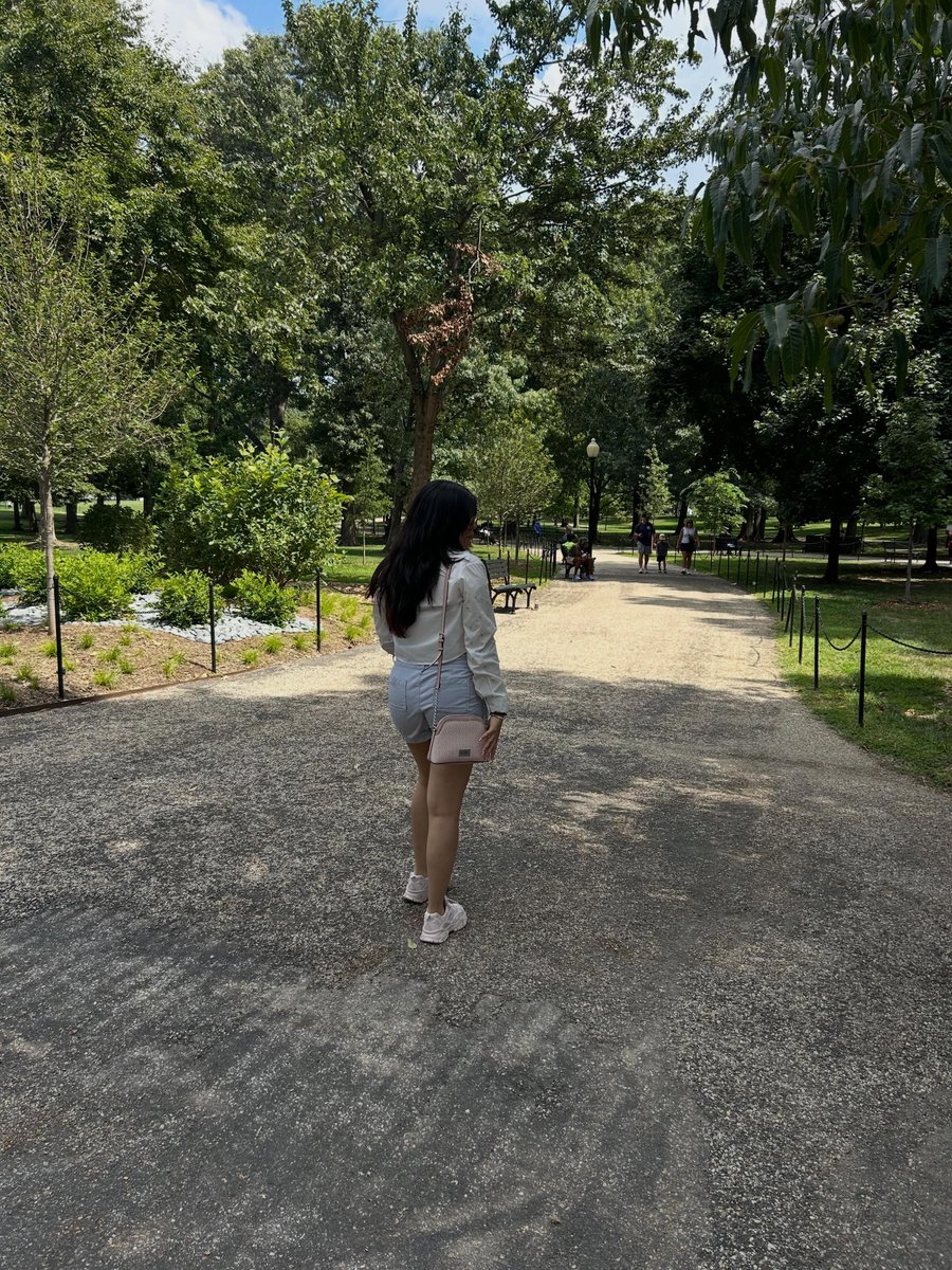 JosephineFmsaq's tweet photo. Tree https://t.co/ZQI816GNey