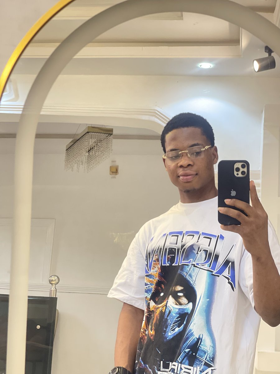 Chi_buking_'s tweet photo. Forex is the way I’m not a nepo baby I build everything from scratch 
By this time 2031 I will come back to this post living the dream life I refuse to give up on 🤦‍♂️🙏 https://t.co/mfAirxQPYo