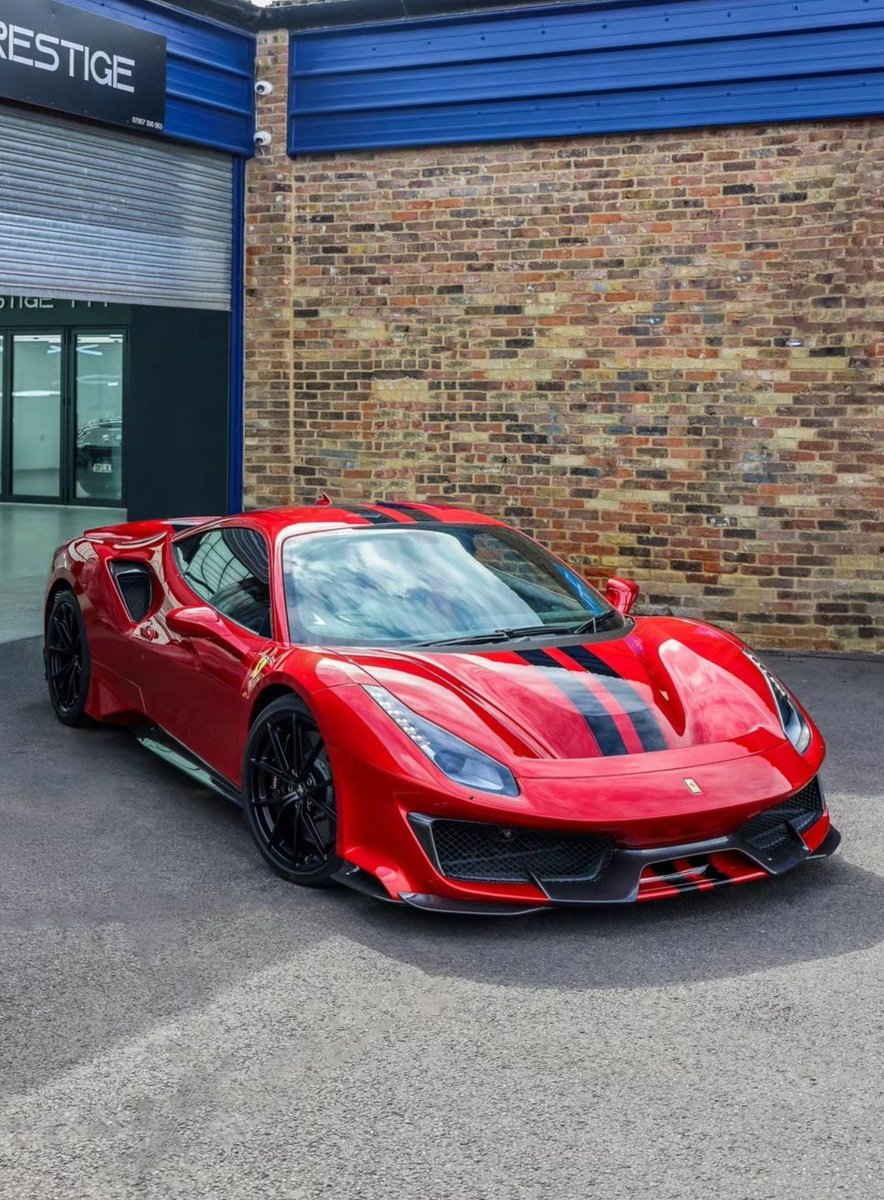 DailyFerrariTM's tweet photo. Ferrari 488 Pista https://t.co/MAnzarcBuq