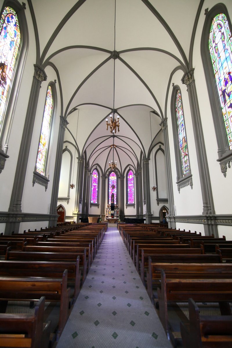 chosocorp's tweet photo. nem em outra vida a igreja evangélica entregaria tamanha estética https://t.co/EI2nIYBhoZ