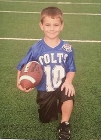 CoachCreek10's tweet photo. Happy National Son day to my ride or die @BrandonCreek3. I couldn’t be more proud of the young man you have grown in to. Keep being a blessing to this world & putting GOD first. I’m so proud to call you “son”. All heart baby, just a dawg….
#MyBoy
#WinTheDay https://t.co/ngfmieH5xG