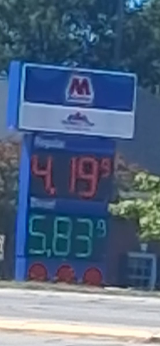 JimJimu4db's tweet photo. Marathon hwy 25 Augusta road Piedmont South Carolina https://t.co/EQQESKeMe5
