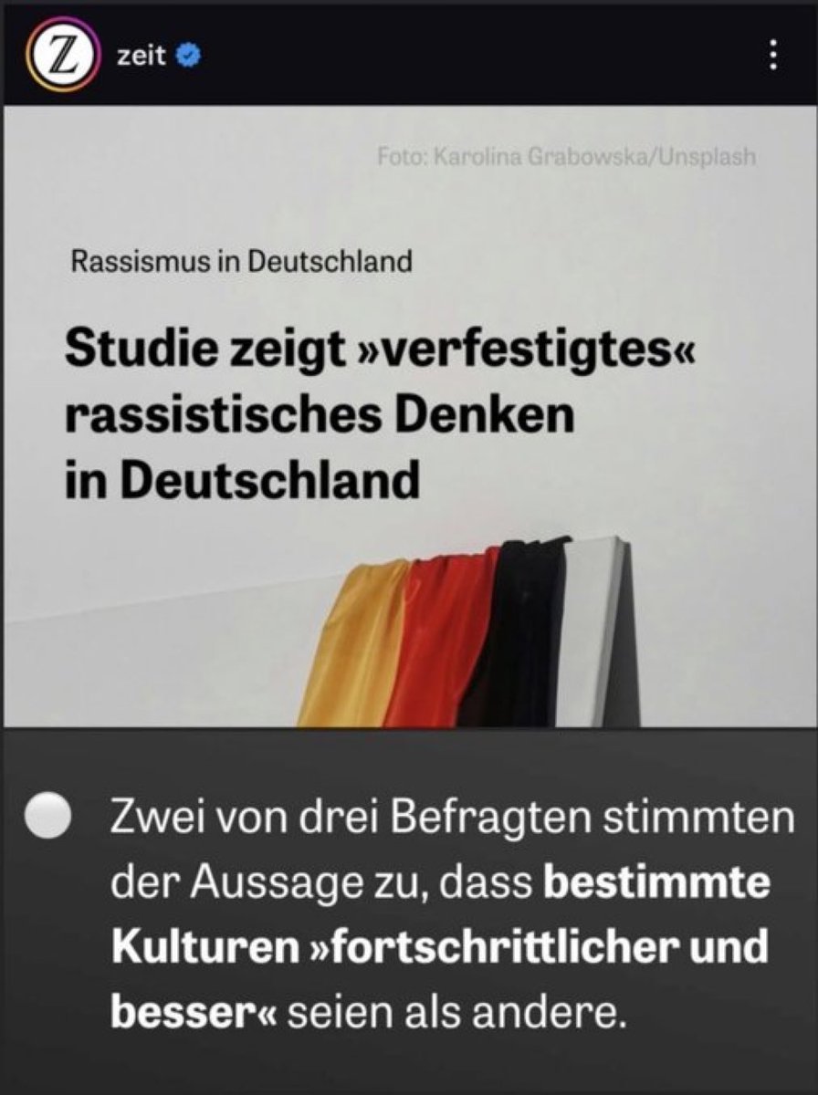 Leopold_Sabine's tweet photo. Ich zähle dazu. Ich finde, dass eine Kultur, in der Frauen in der Öffentlichkeit nicht sprechen, nicht singen, nicht lachen und keinen Zentimeter Haut oder Haar zeigen dürfen, wo vergewaltigte Frauen und Mädchen als Huren und Ehebrecherinnen gesteinigt werden und wo Homosexuelle von Hausdächern geworfen und an Baukränen aufgehängt werden, weniger „fortschrittlich und gut“. 

Aber was weiß ich schon? Ich bin ja nur eine Frau und muss froh sein, wenn ich eine Meinung haben darf, selbst wenn sie „verfestigt rassistisch“ ist.