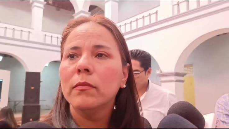 perrasubersiva1's tweet photo. Estimada @mariana_boy es una tristeza y vergüenza que #LauraElizabethGarciaMendez se integre a @PROFEPA_Mx en Morelos esta mujer en todos los puestos públicos que ha pasado ha hecho daño a los animales tiene fama de corrupta en materia ambiental NO LA QUEREMOS EN #ProfepaMorelos https://t.co/XTnNjSkInG