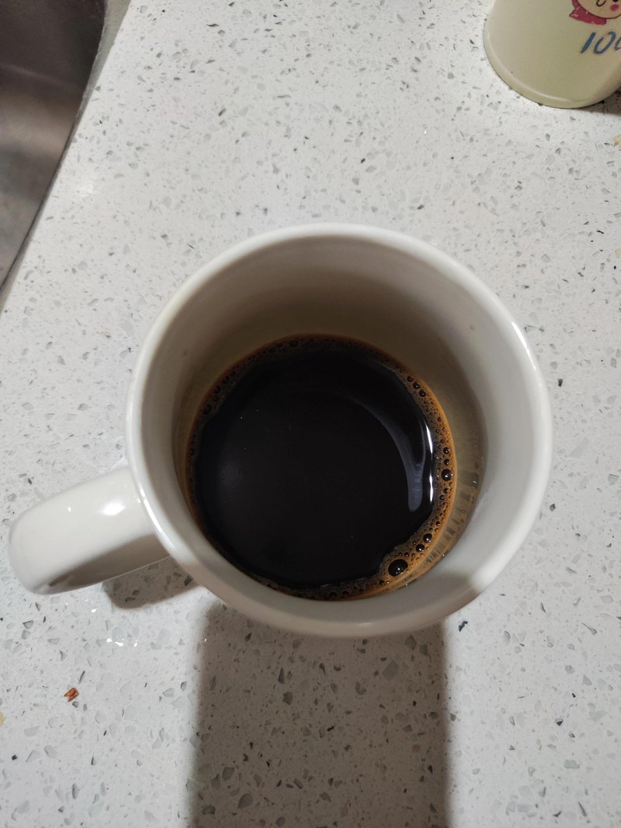 TheDrPowell's tweet photo. Late nights don’t stop me.
A little coffee, a lot of determination. ☕✨ https://t.co/rLA490dO54